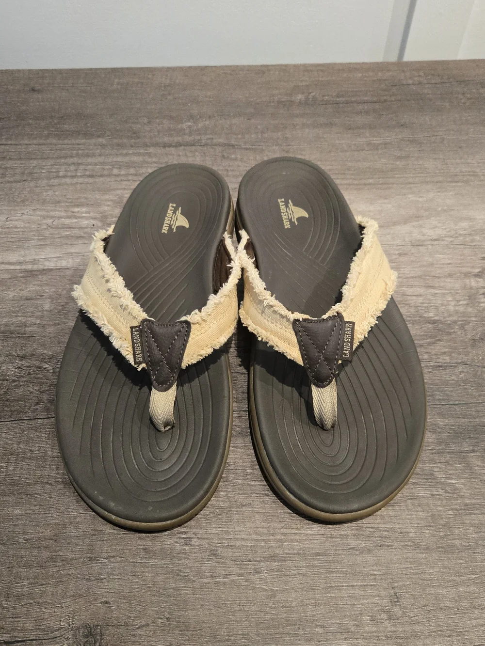 Land Shark Men's Flip Flops Sandals Thongs Brown/ Beige Thresher Size 12